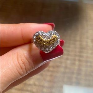 Beautiful Juicy Couture ring!! 💍